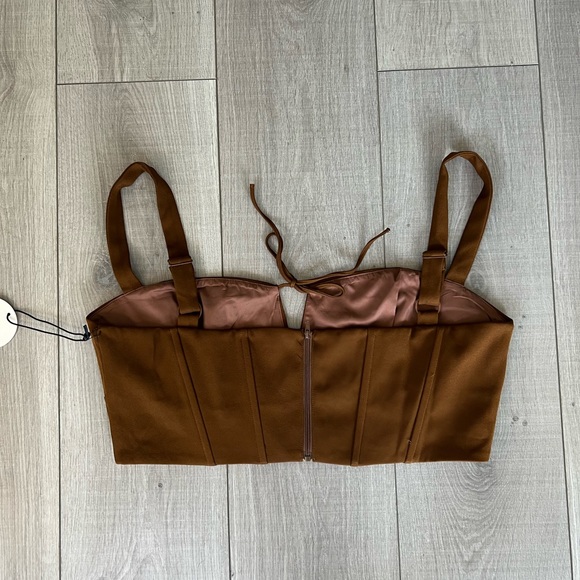 Jodie Top REMI x REVOLVE - Picture 9 of 10